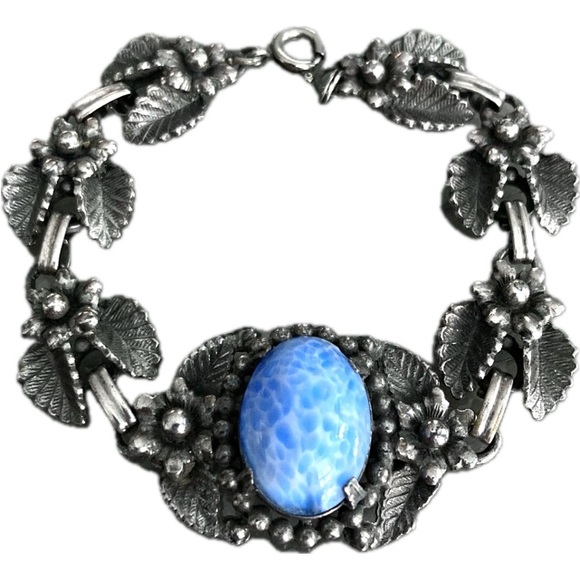 Vintage Jewelry Vintage Blue Art Glass Cabochon Berries Leaves Link vintage-jewelry-vintage-blue-art-glass-cabochon-berries-leaves-link